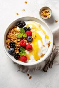 Nutritionally dense for reduced appetite, Manuka, Honey, Berries, Yogurt and granola